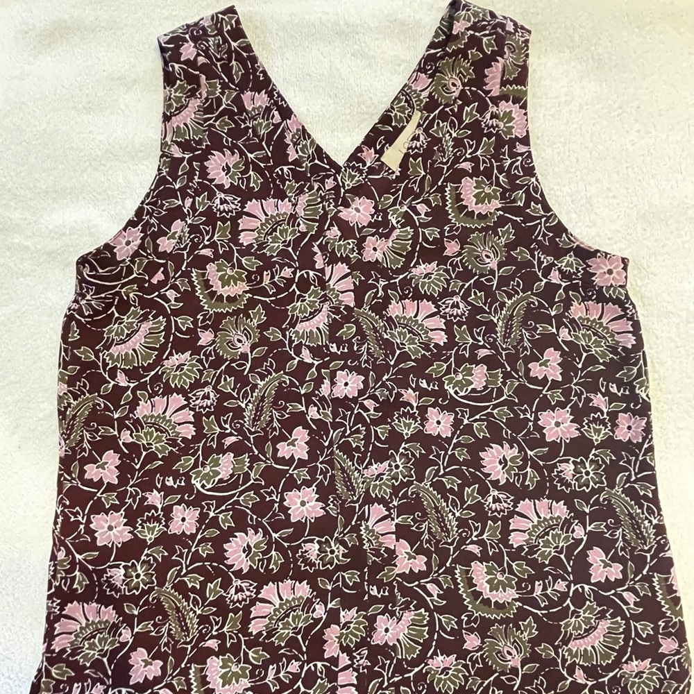 Purple floral shell top